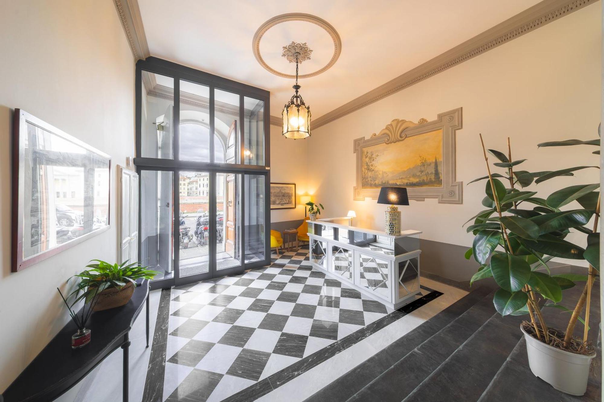 Algila Luxury Torrigiani Apartments Florença Exterior foto