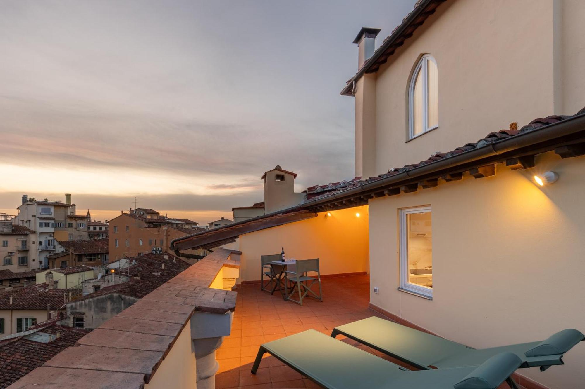 Algila Luxury Torrigiani Apartments Florença Exterior foto