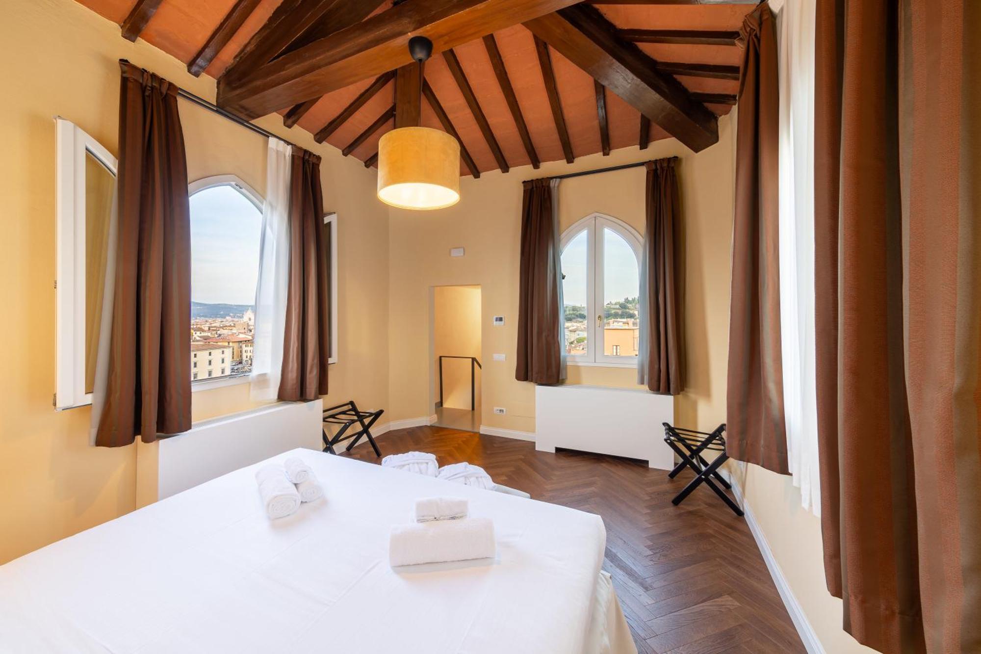 Algila Luxury Torrigiani Apartments Florença Exterior foto